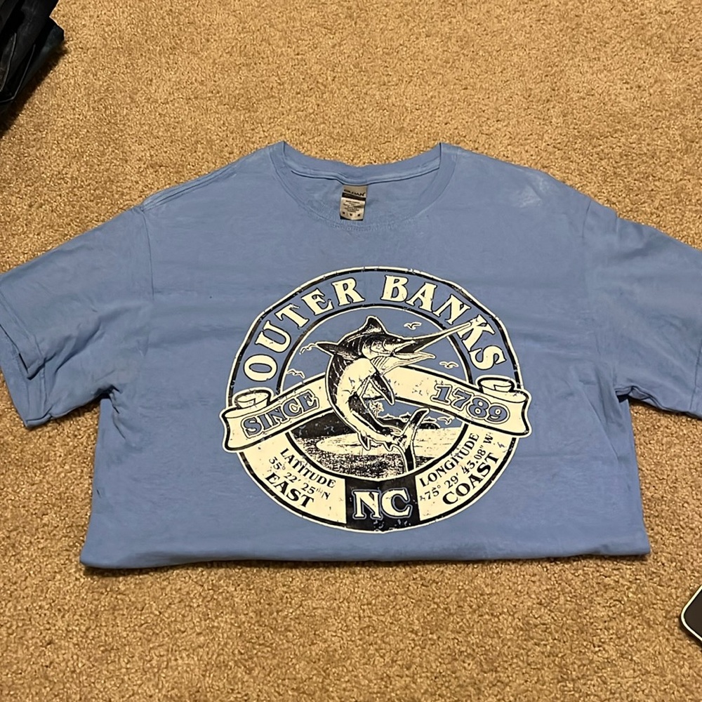 Mens medium obx tshirt